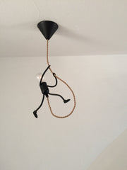 sozial hergestellte Lampe